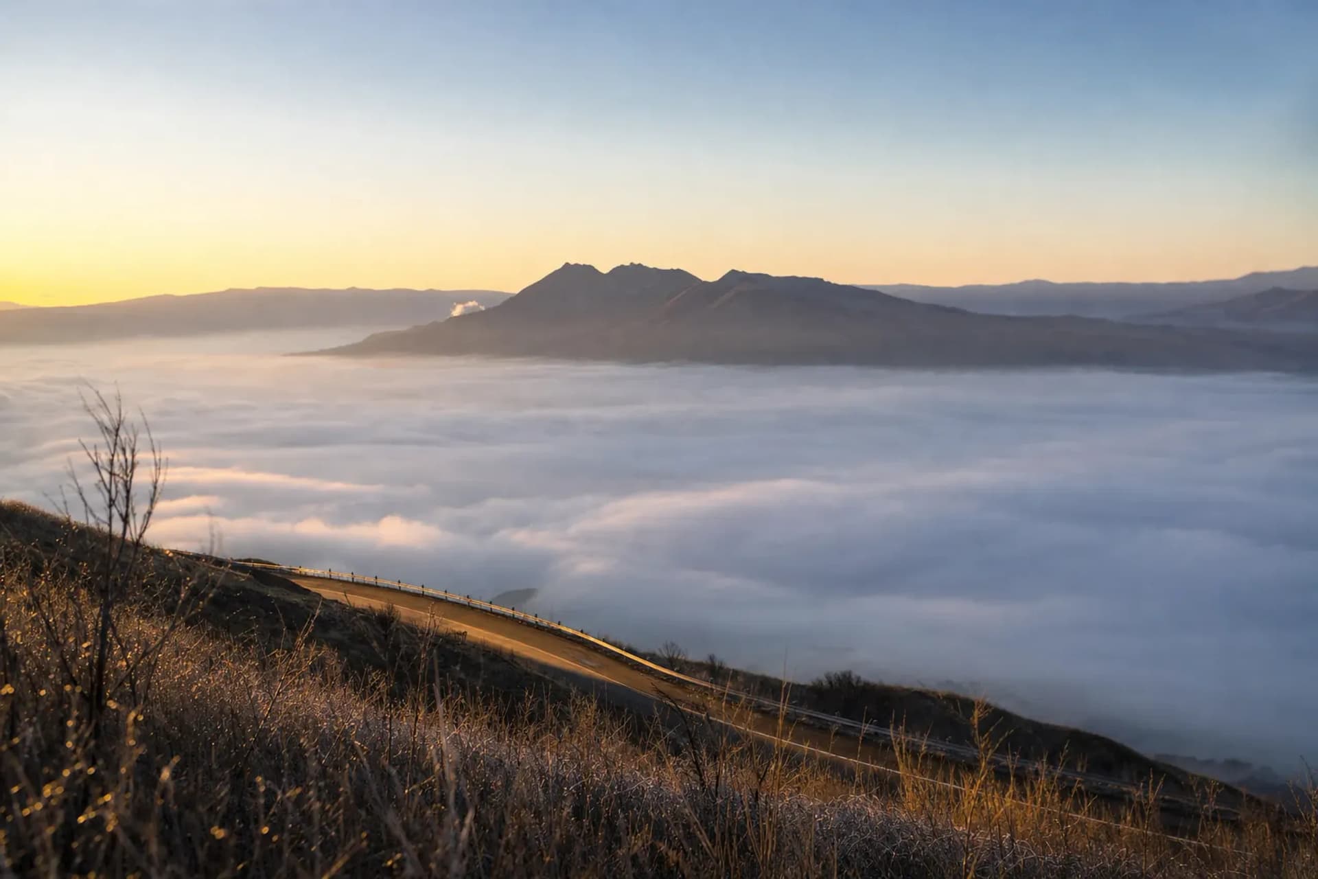 Aso in Summer: Kusasenri, Daikanbo and the Caldera by Road