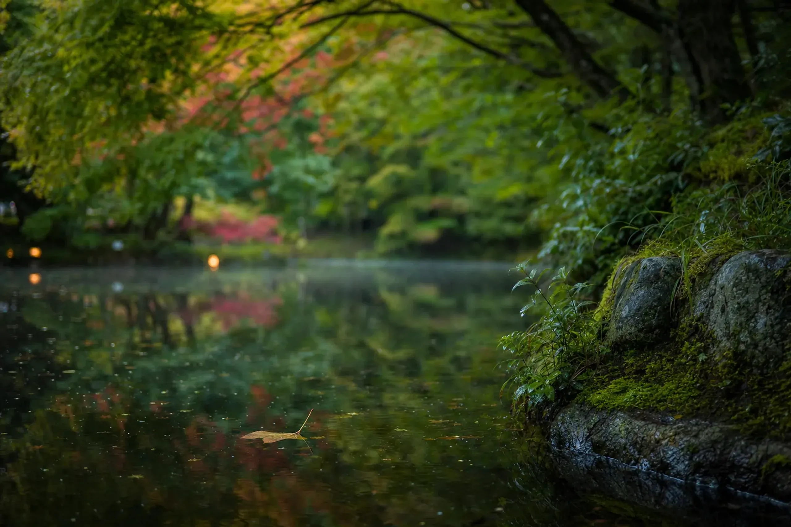 Kumoba Pond is again the center of gravity. In autumn,