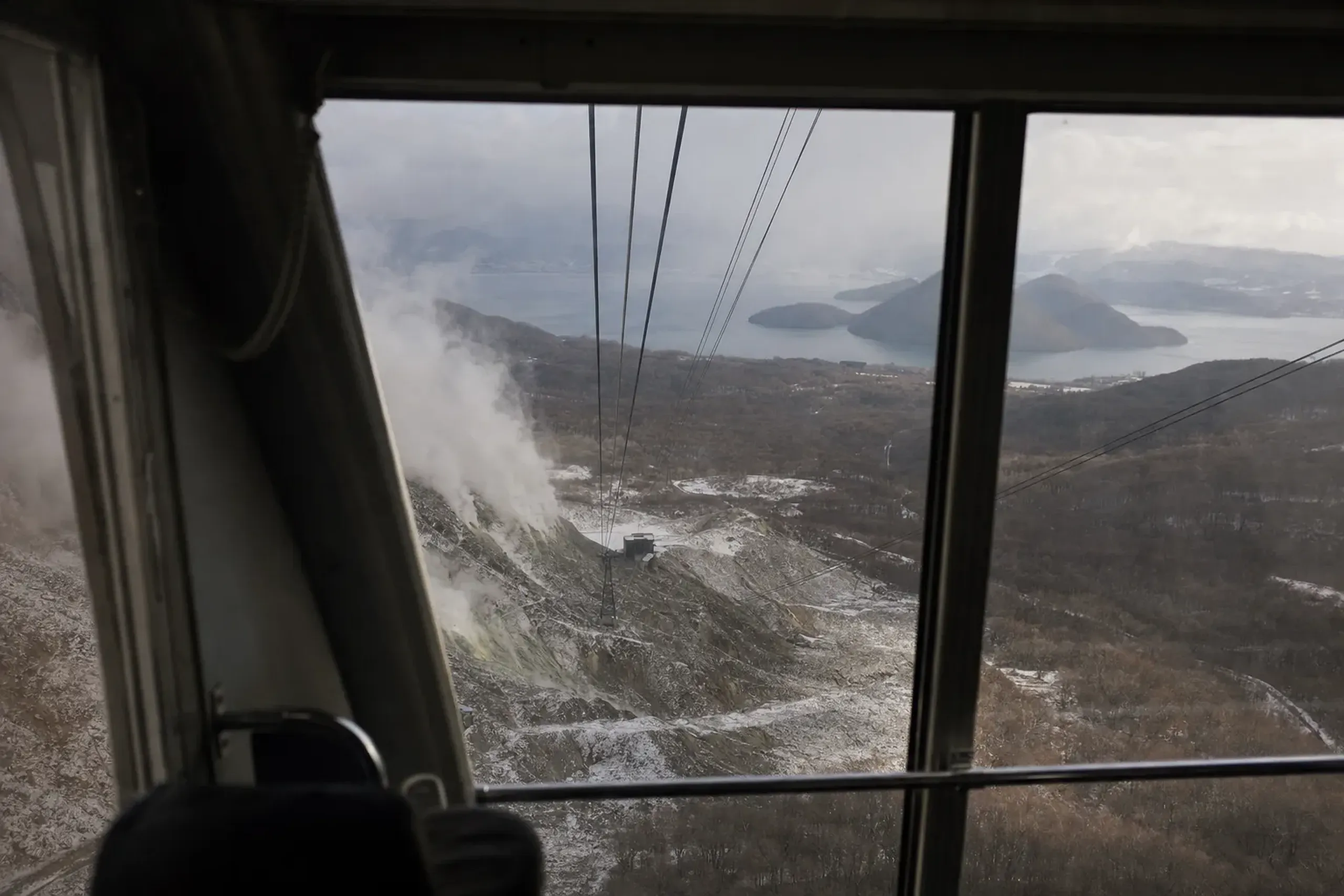 The Usuzan Ropeway typically runs at frequent intervals—ofte