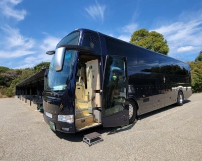 18 seater bus