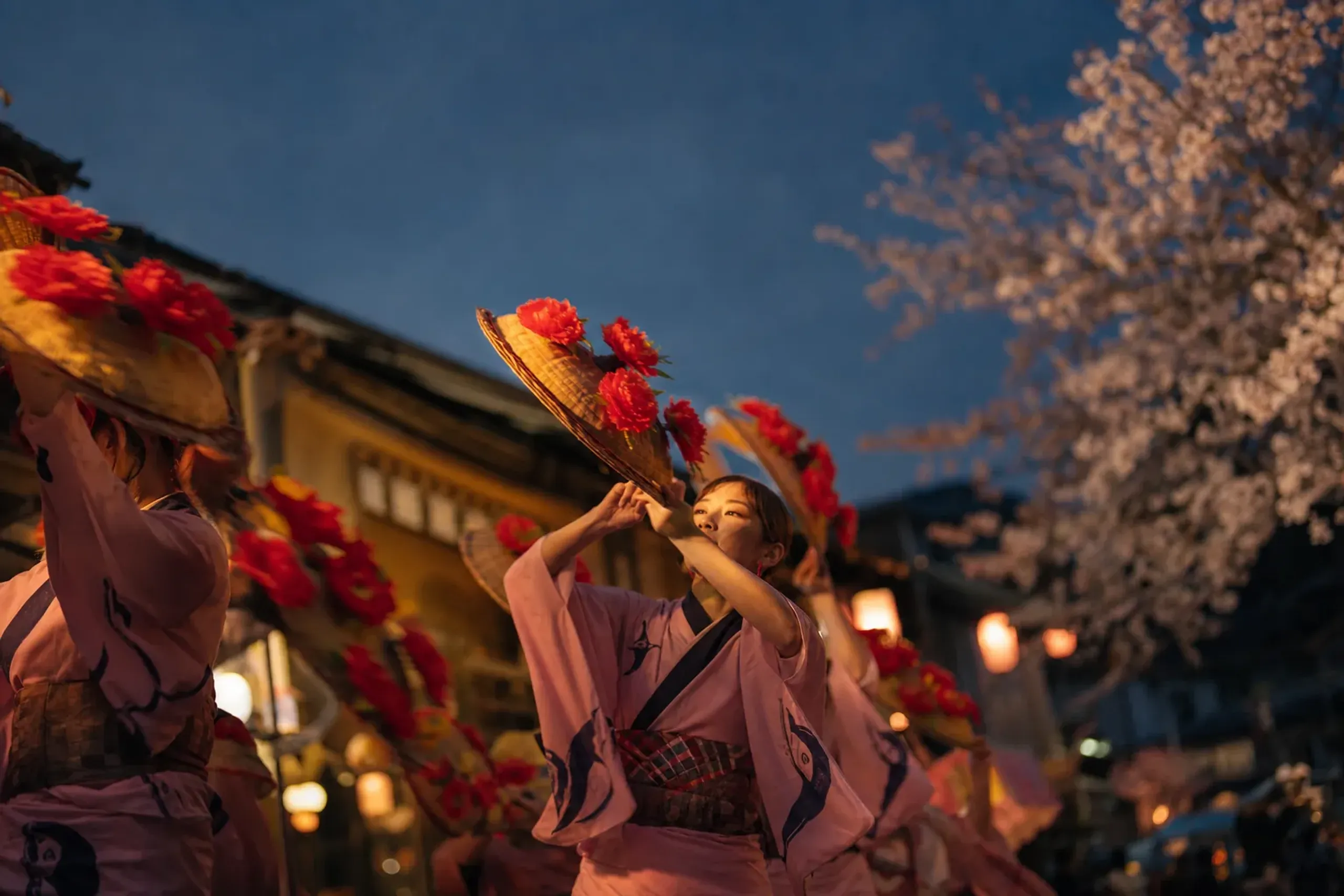 Hanagasa's modern form is a living thing, and 1998 is