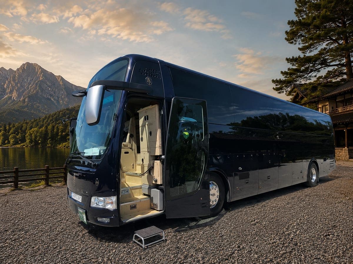 Grand class luxury coach