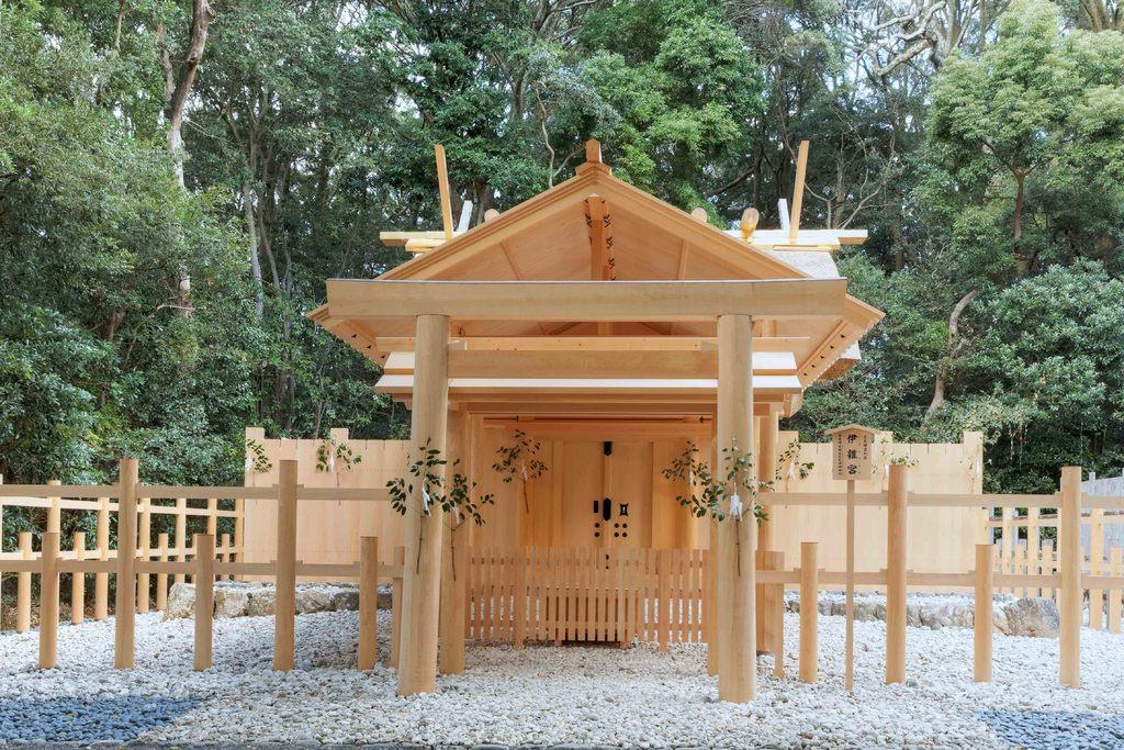 Izawanomiya Shrine