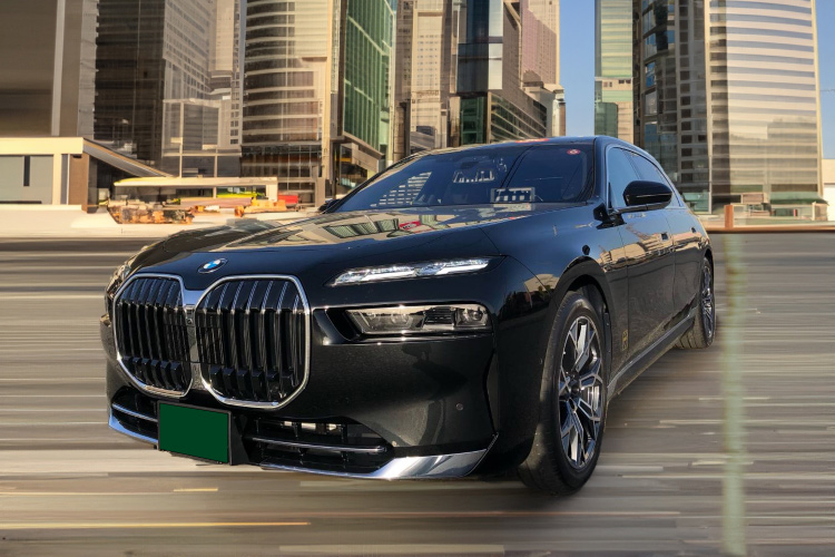 Exclusive Chauffeur, Luxury