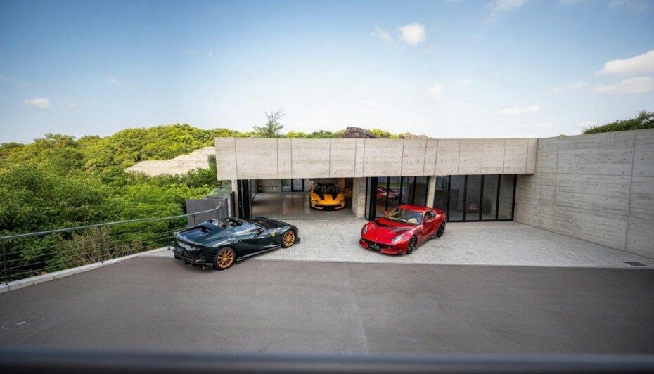 Magarigawa Club, Japan