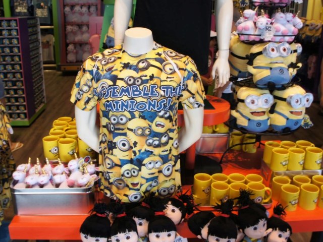 despicable-me-super-silly-stuff-universal-studios-florida-021-oi